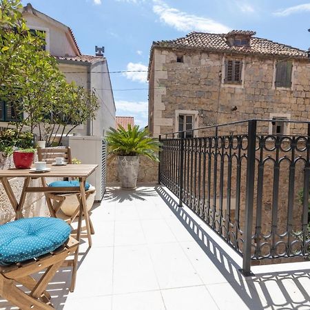 Apartment Coastal Villa Makarska Esterno foto