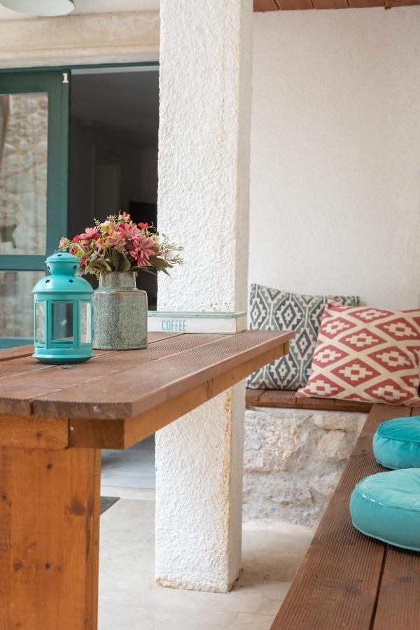 Apartment Coastal Villa Makarska Esterno foto