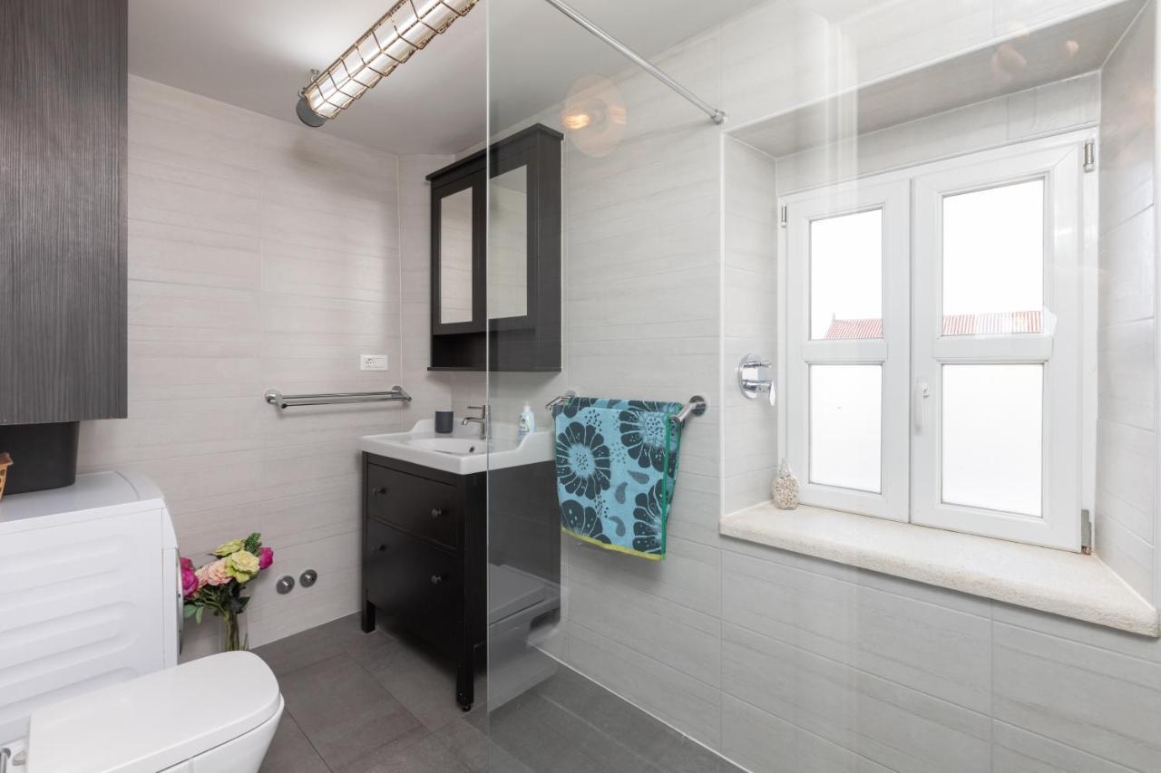 Apartment Coastal Villa Makarska Esterno foto